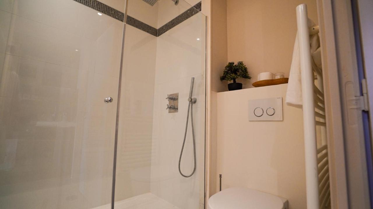 Studio Apartment Massena Nice! Free Breakfast! ภายนอก รูปภาพ