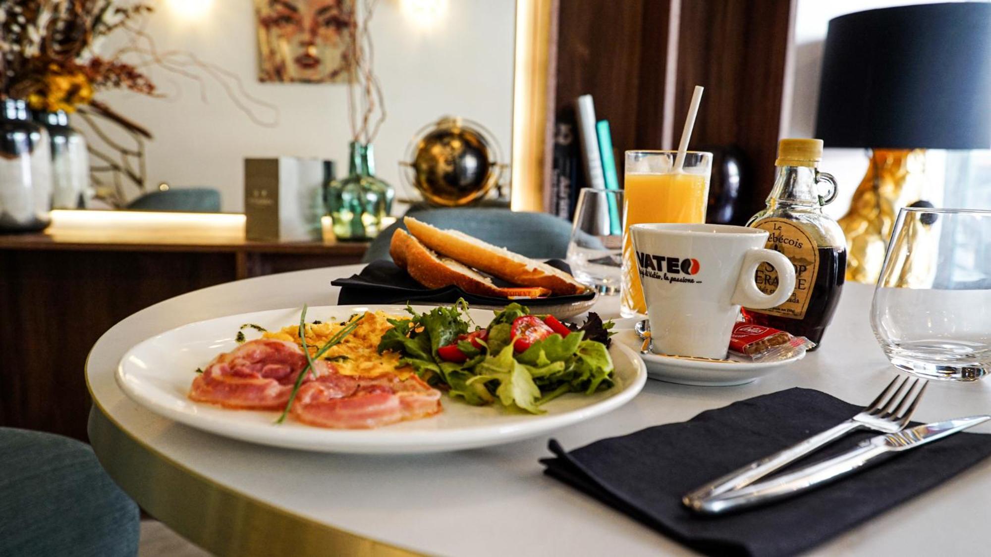 Studio Apartment Massena Nice! Free Breakfast! ภายนอก รูปภาพ